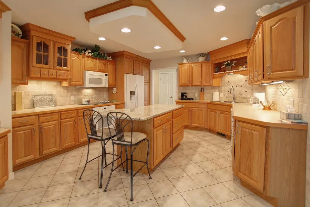 1432 Nightingale Lane Paradise Township MI 49649