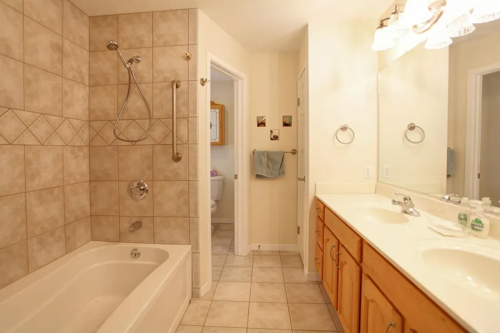 1432 Nightingale Lane Paradise Township MI 49649