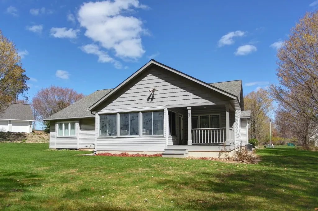 1432 Nightingale Lane Paradise Township MI 49649