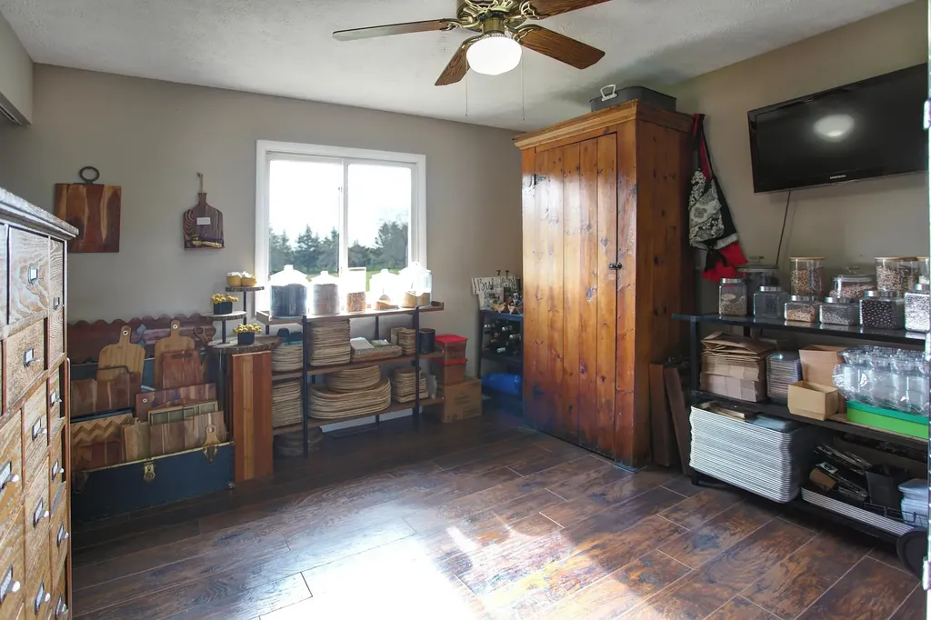 12325 Lincoln Hollow Court Elmwood Charter Township MI 49621