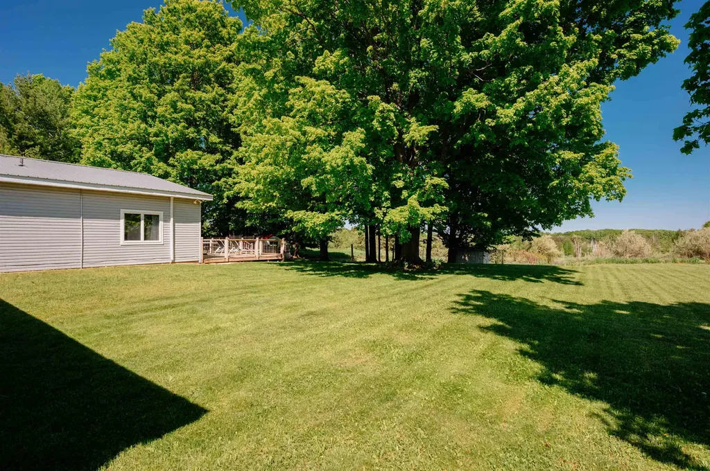 5875 Knight Road Union Township MI 49649
