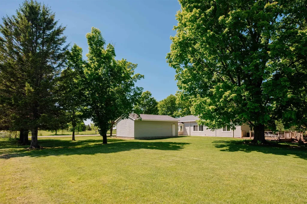 5875 Knight Road Union Township MI 49649