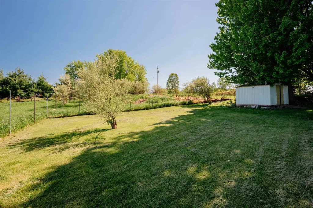 5875 Knight Road Union Township MI 49649