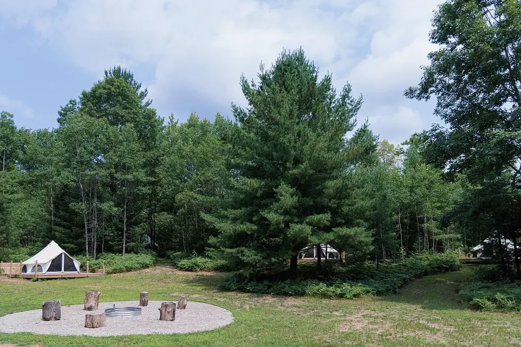 9239 E Eight Mile Road Dover Township MI 49656