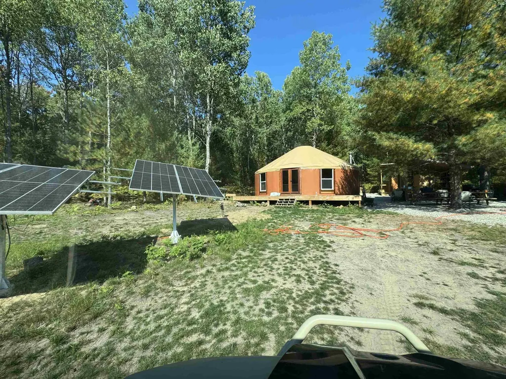 9239 E Eight Mile Road Dover Township MI 49656