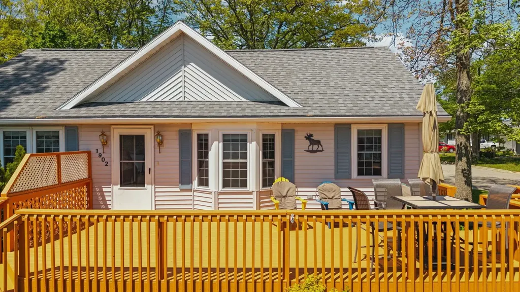 1902 North Boulevard Cadillac City MI 49601