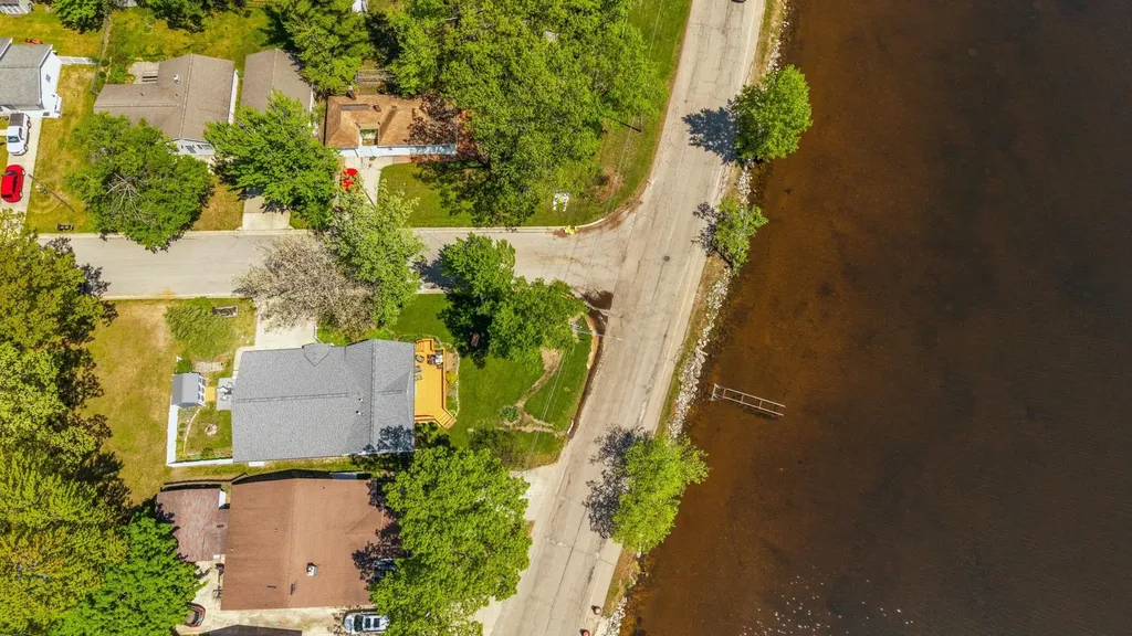 1902 North Boulevard Cadillac City MI 49601