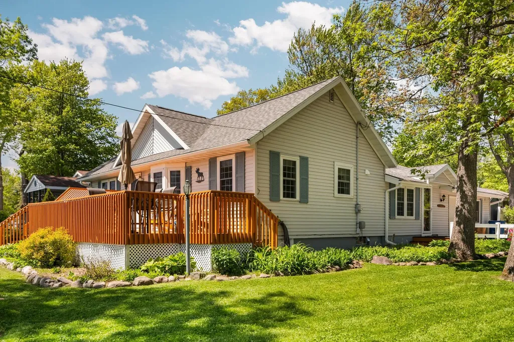 1902 North Boulevard Cadillac City MI 49601