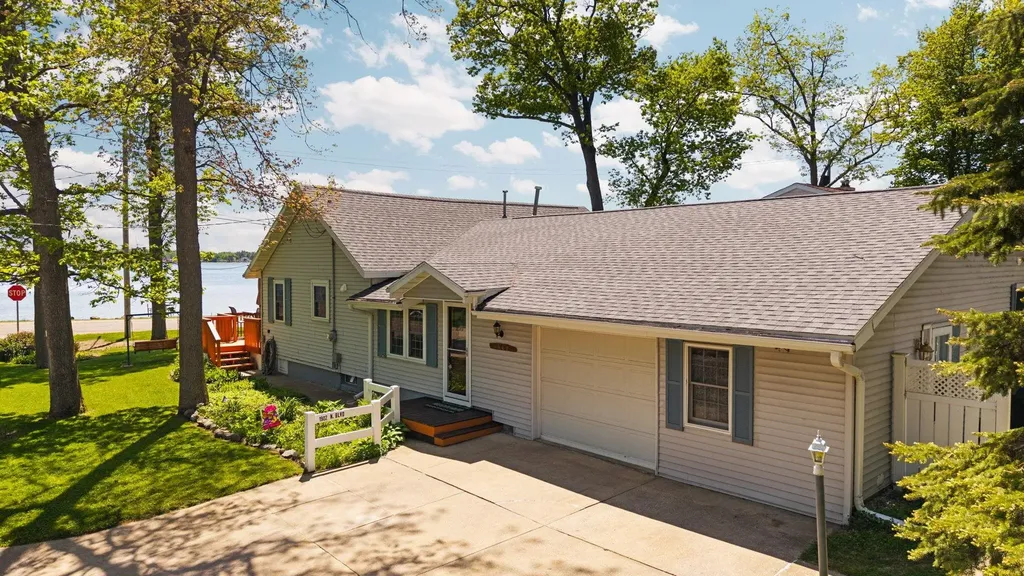 1902 North Boulevard Cadillac City MI 49601