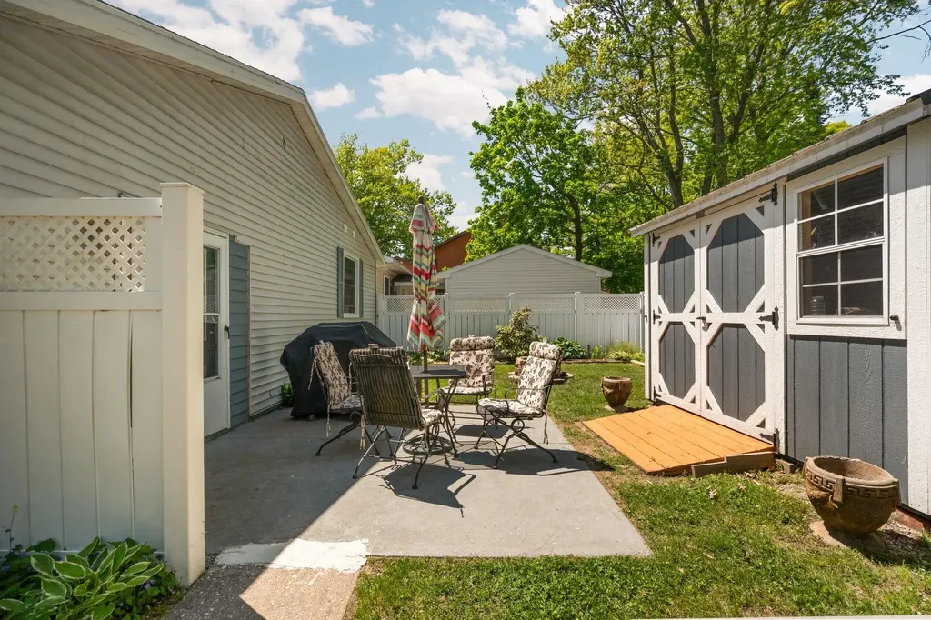 1902 North Boulevard Cadillac City MI 49601