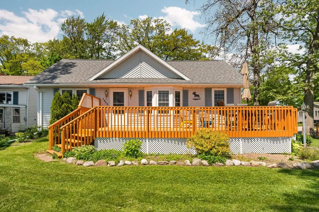 1902 North Boulevard Cadillac City MI 49601