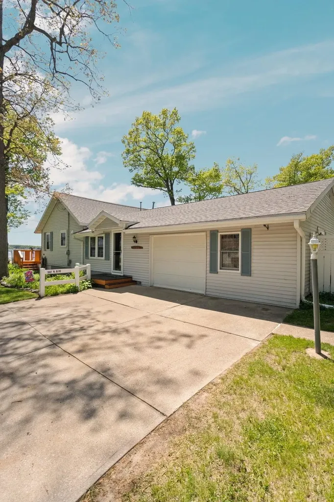 1902 North Boulevard Cadillac City MI 49601