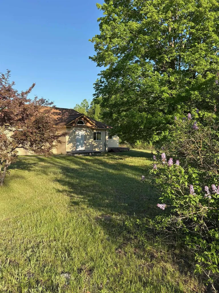 3037 Ballard Road Joyfield Township MI 49616