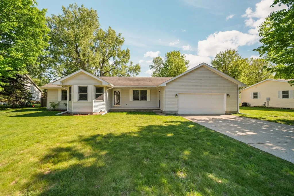 2007 Kaylyn Drive Clam Lake Township MI 49601