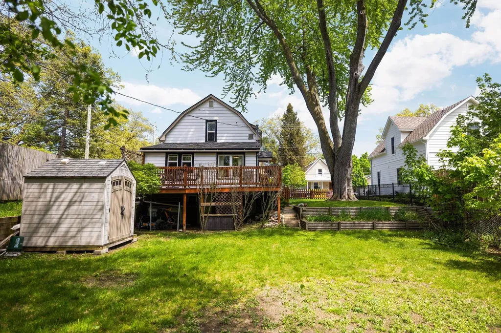 314 Barlow Street Traverse City City MI 49686