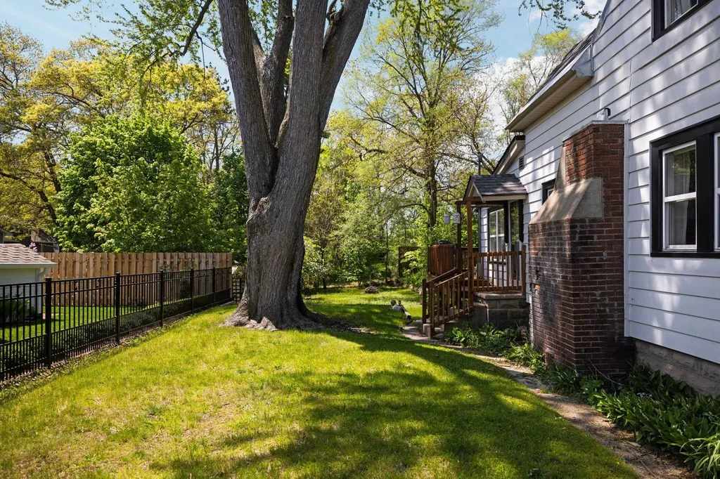 314 Barlow Street Traverse City City MI 49686