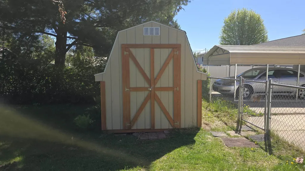 518 W Avenue C Mcmillan Township MI 49868