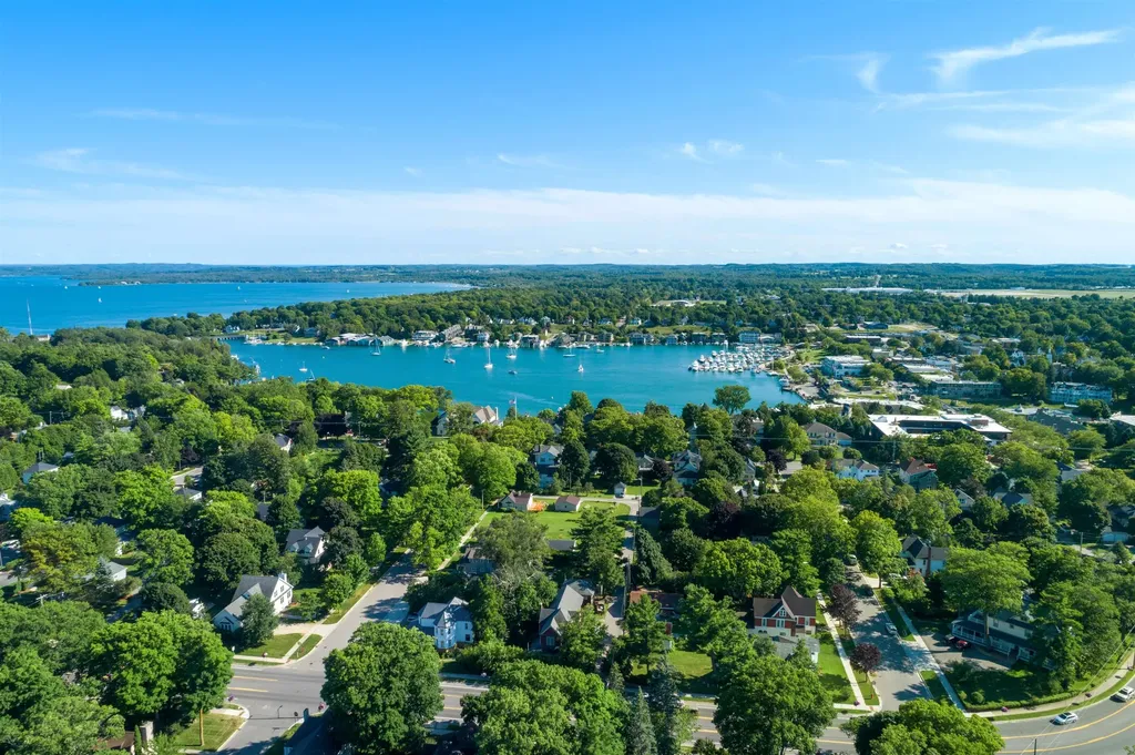 14 Uptown Lane Charlevoix Township MI 49720