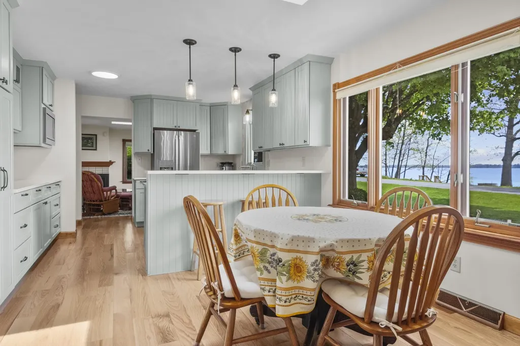 11537 Bluff Road Peninsula Township MI 49686