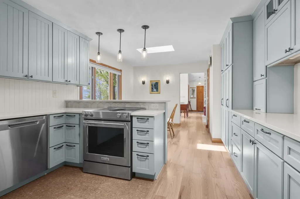 11537 Bluff Road Peninsula Township MI 49686
