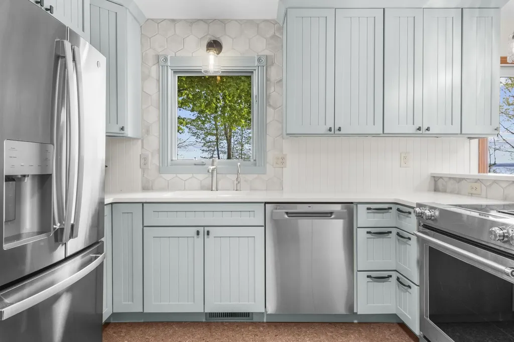 11537 Bluff Road Peninsula Township MI 49686
