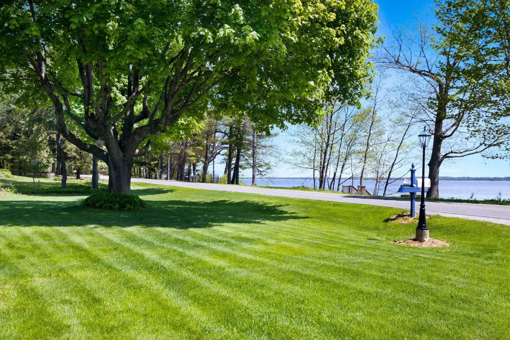 11537 Bluff Road Peninsula Township MI 49686