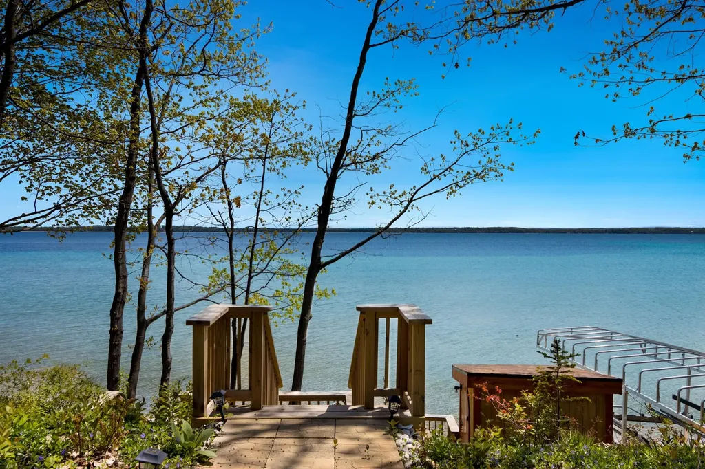 11537 Bluff Road Peninsula Township MI 49686