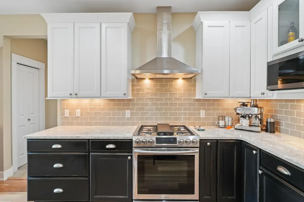 3595 Yorkshire Drive East Bay Township MI 49686