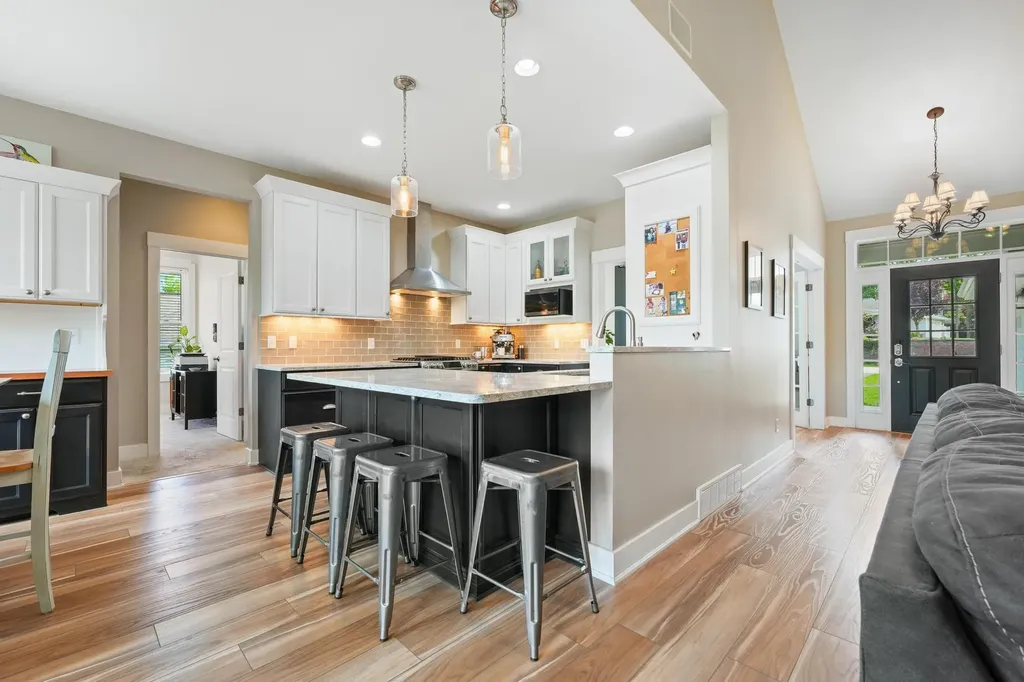 3595 Yorkshire Drive East Bay Township MI 49686