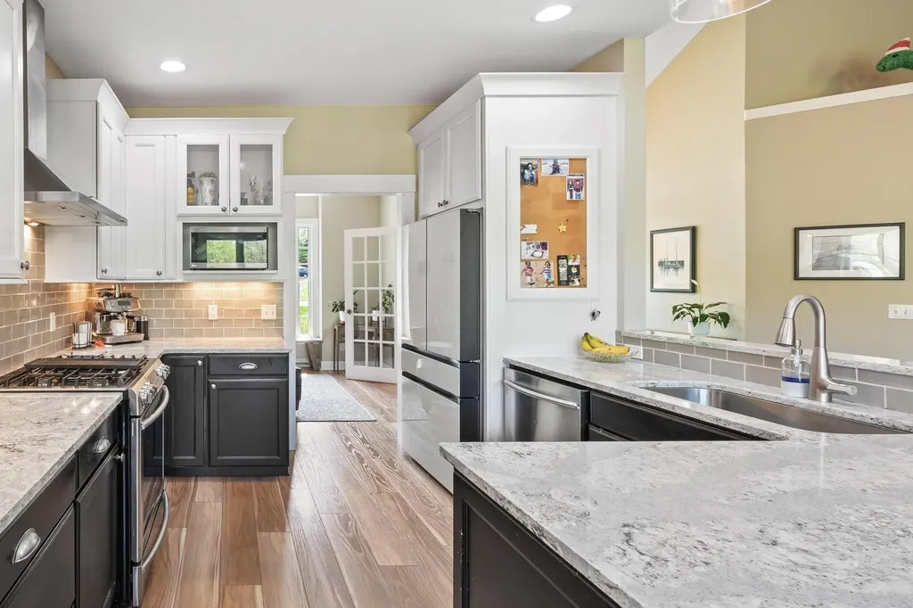 3595 Yorkshire Drive East Bay Township MI 49686