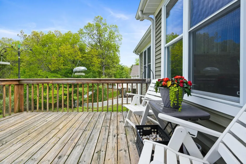 3595 Yorkshire Drive East Bay Township MI 49686