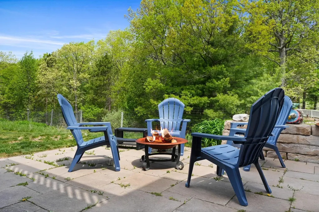 3595 Yorkshire Drive East Bay Township MI 49686