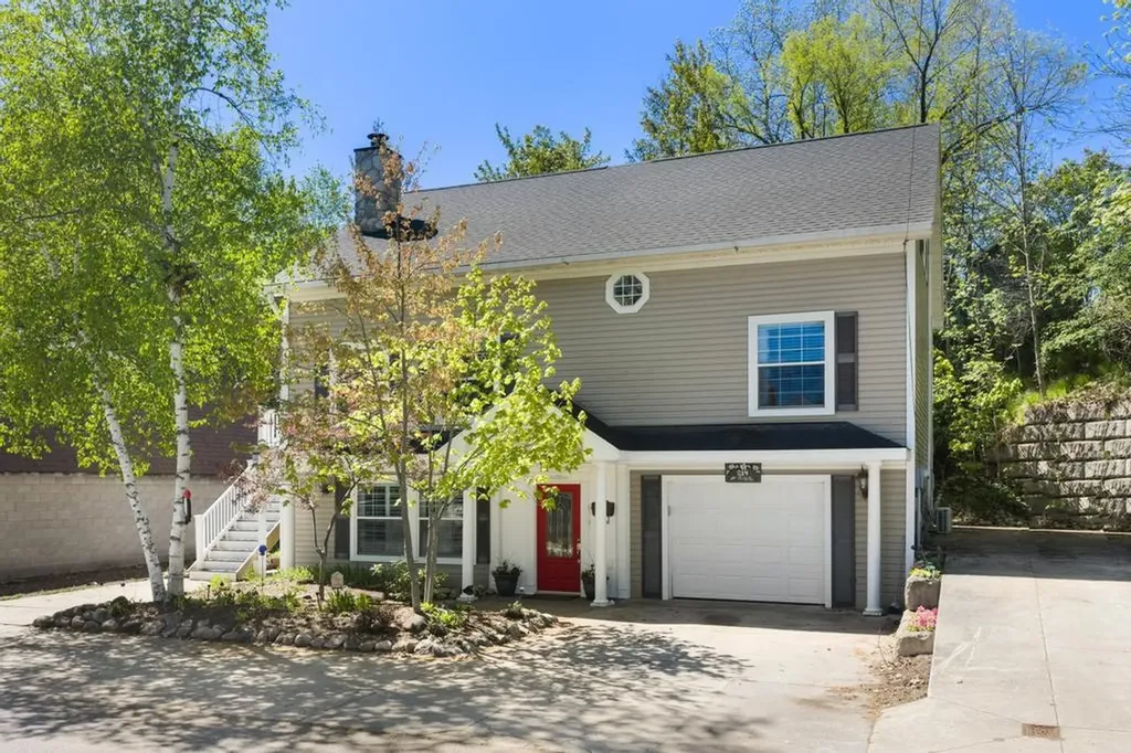 214 Newman Street Charlevoix Township MI 49720
