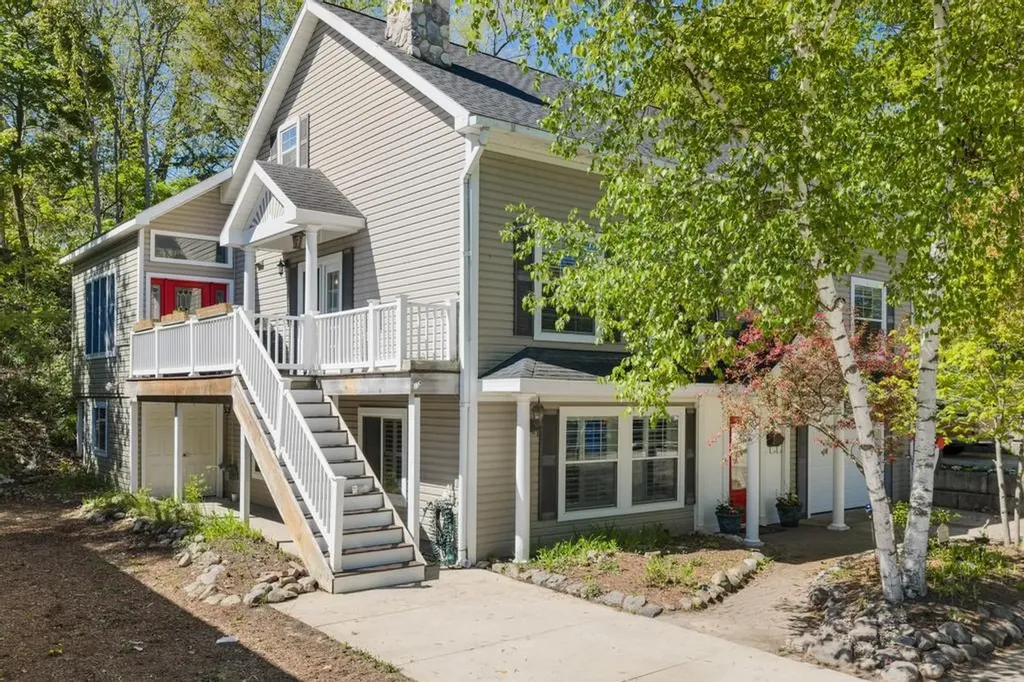 214 Newman Street Charlevoix Township MI 49720