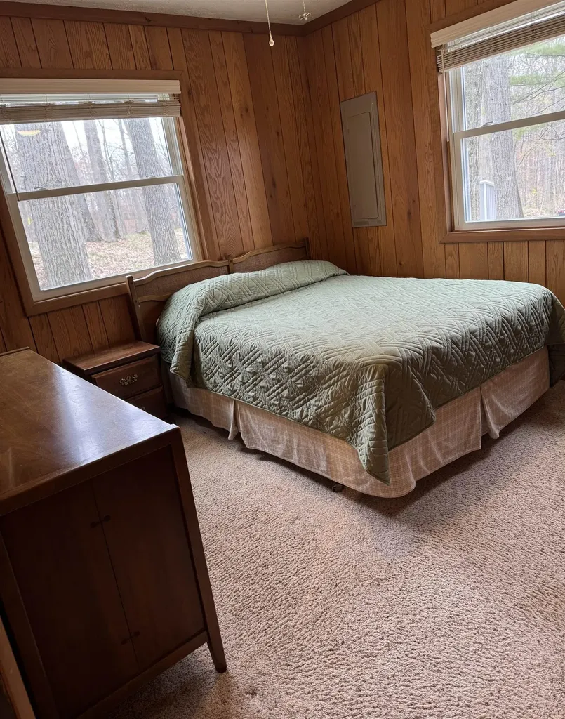1504 S Birchaven Beach Lake Township MI 49651