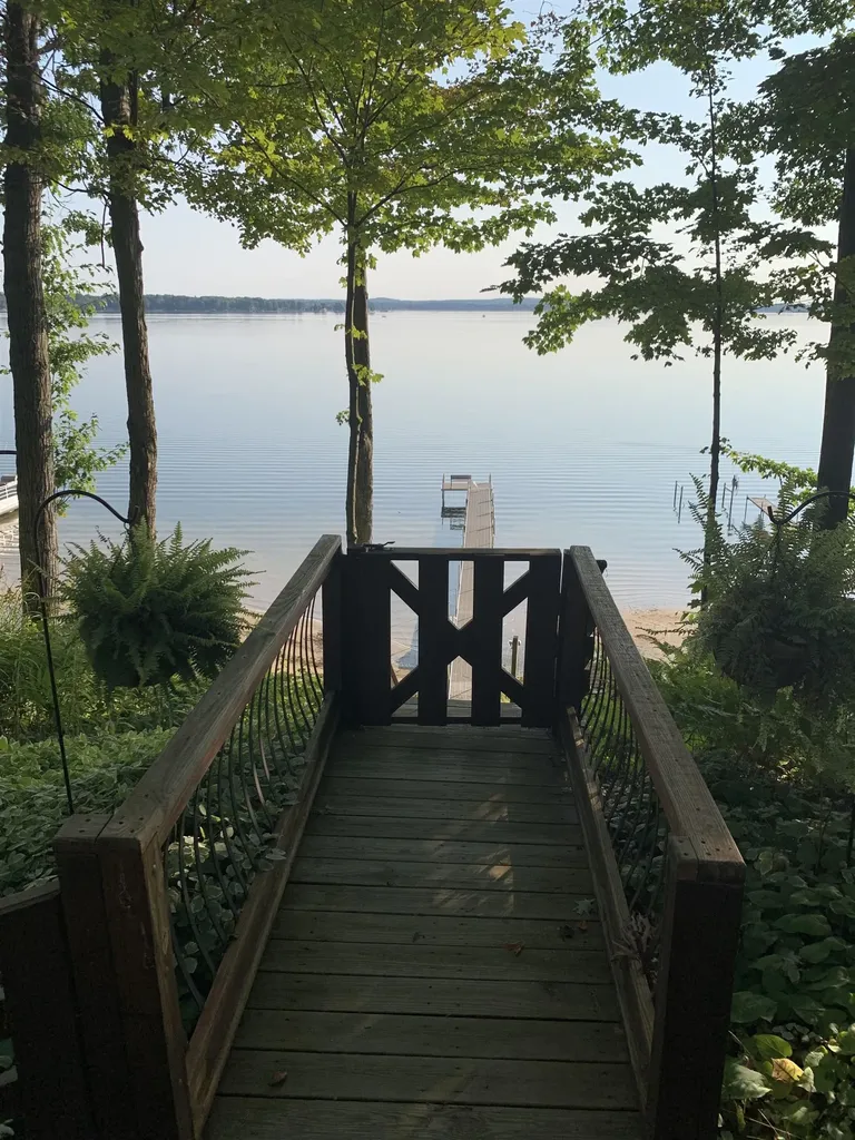 1504 S Birchaven Beach Lake Township MI 49651