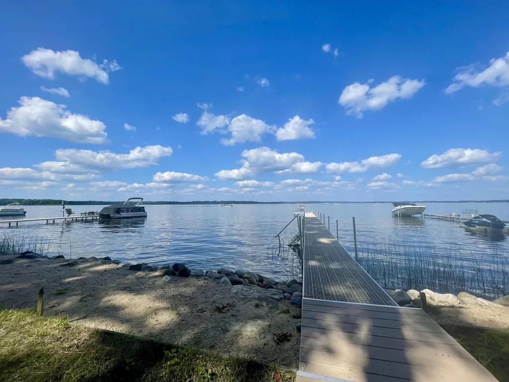 1504 S Birchaven Beach Lake Township MI 49651