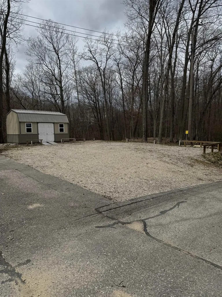 1504 S Birchaven Beach Lake Township MI 49651