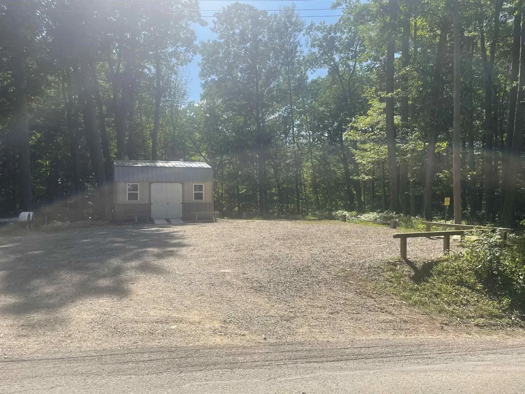 1504 S Birchaven Beach Lake Township MI 49651