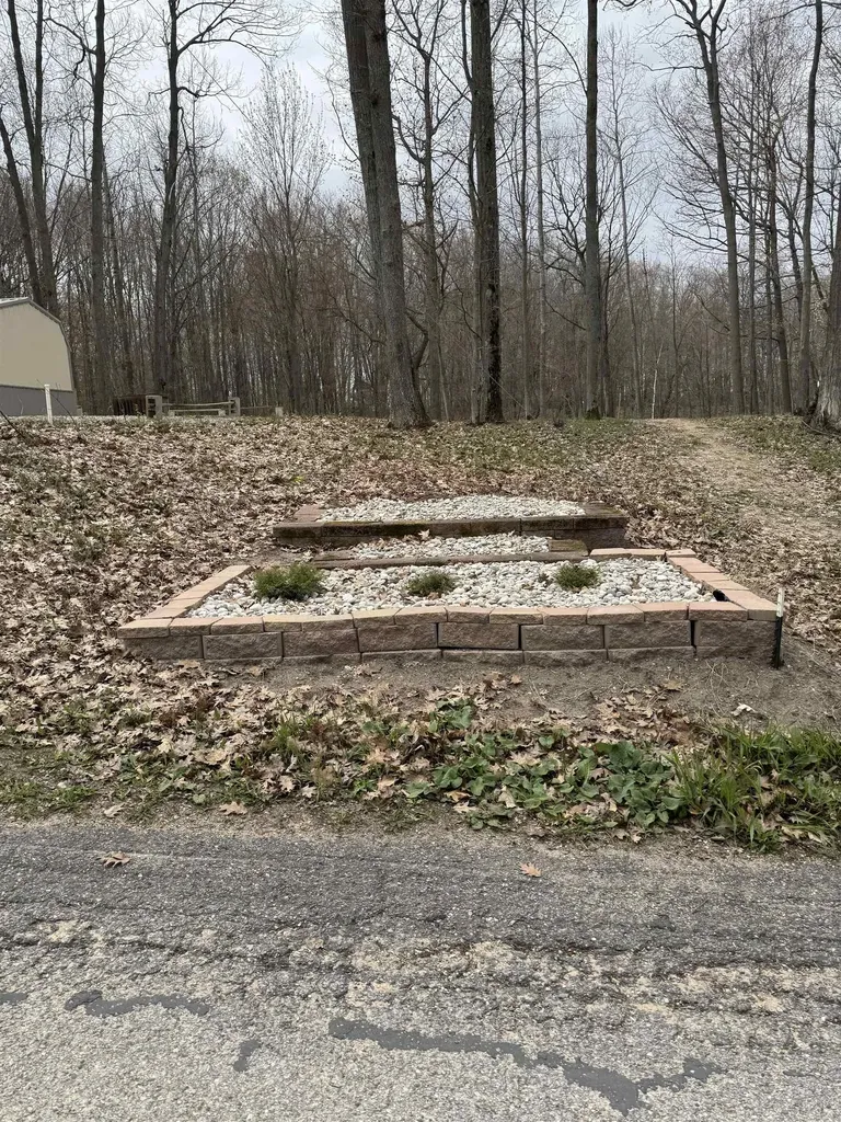 1504 S Birchaven Beach Lake Township MI 49651