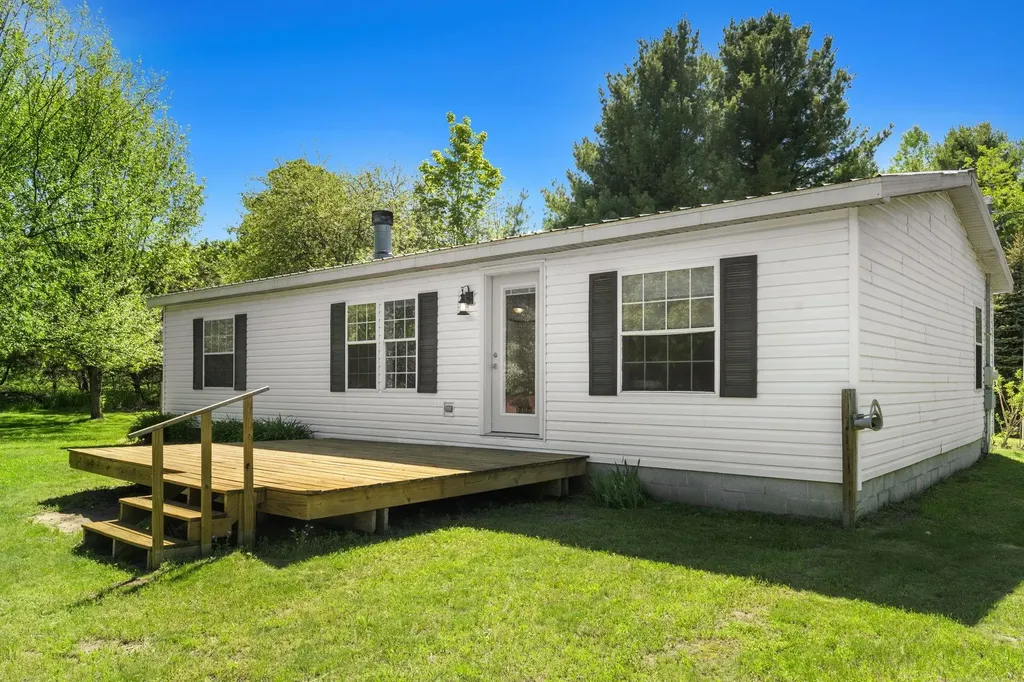 1741 N Haze Road Homestead Township MI 49617
