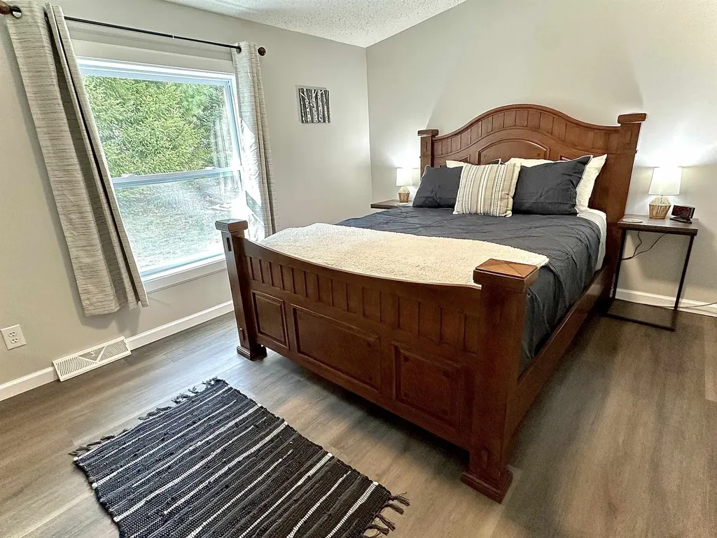 5472 Clubhouse Trail Gaylord City MI 49735