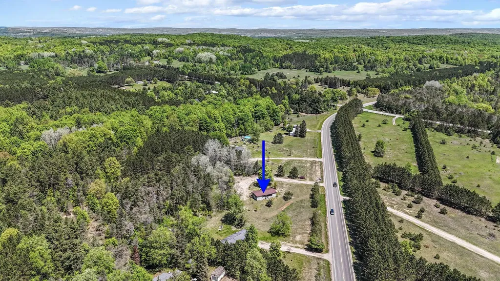 1124 W Eddy School Road Kearney Township MI 49615