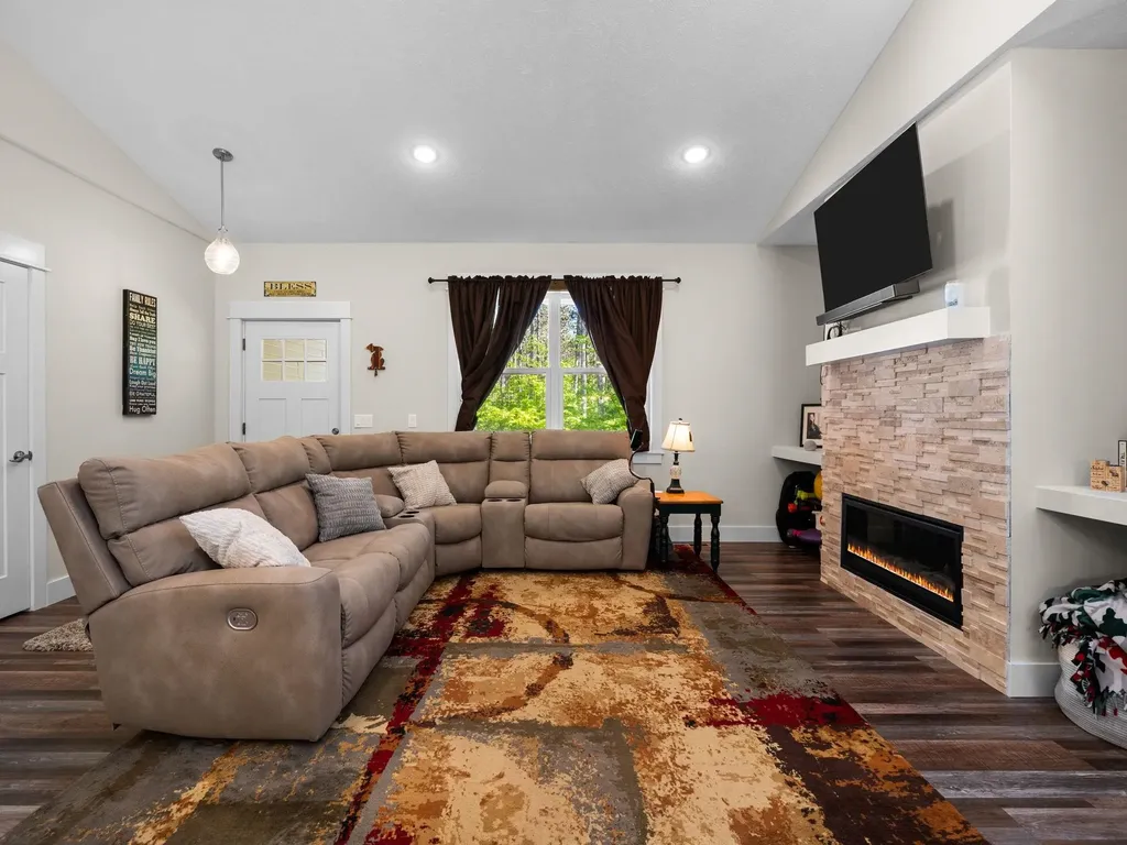 12623 S Fleetwood Court Empire Township MI 49630