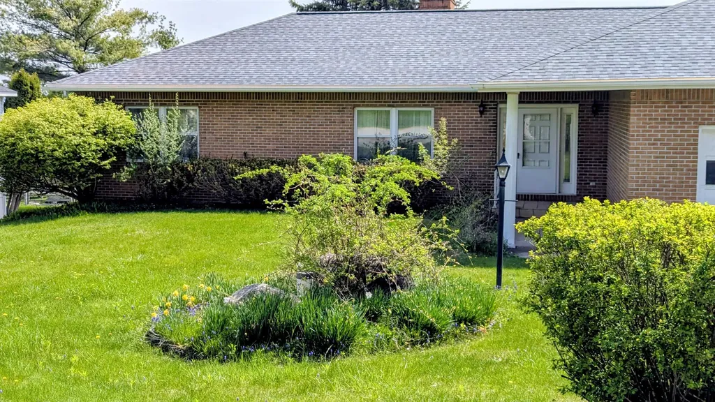 9754 E Harbor Hills Drive Traverse City City MI 49684