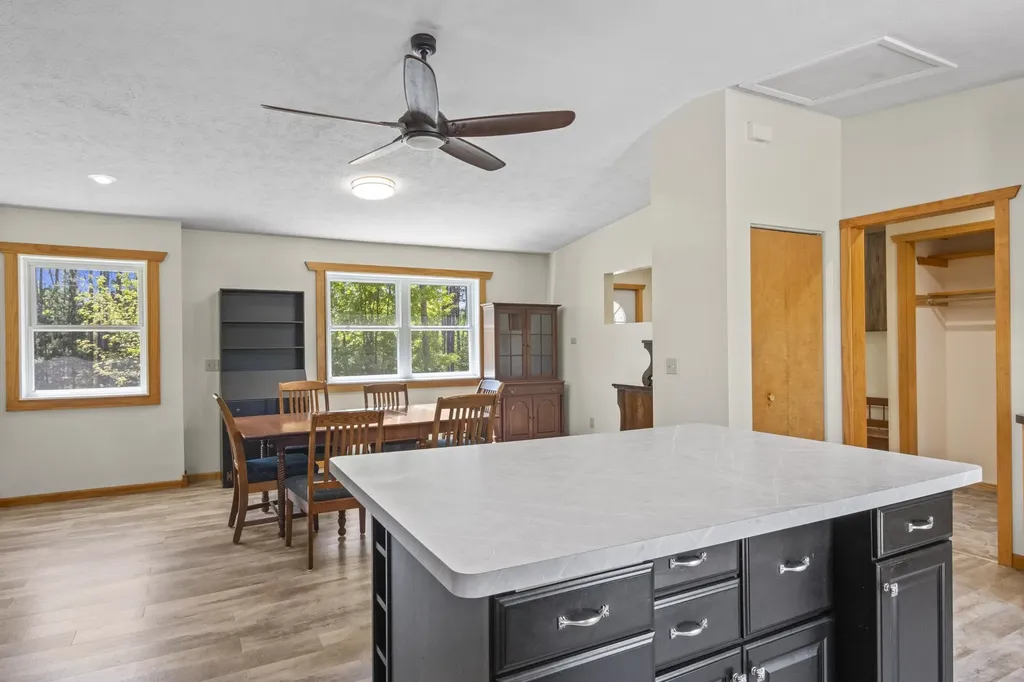 2901 Woodqueen Trail Paradise Township MI 49649