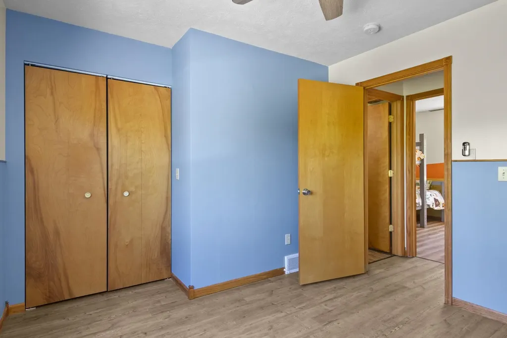 2901 Woodqueen Trail Paradise Township MI 49649