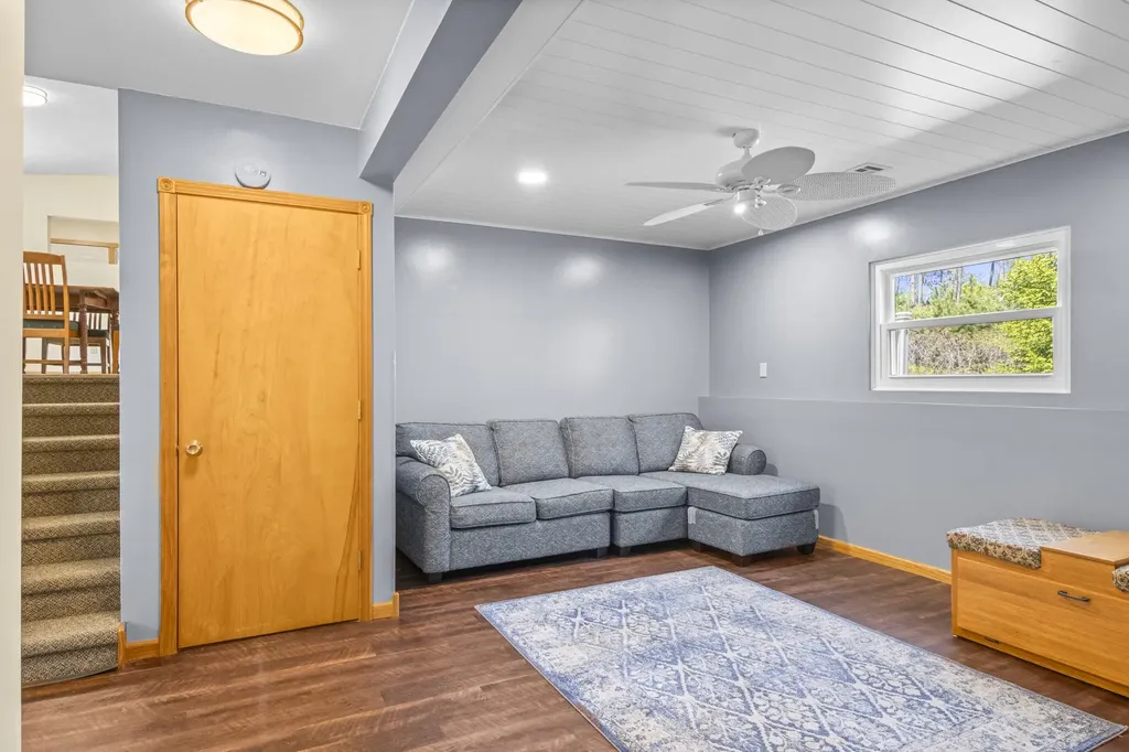2901 Woodqueen Trail Paradise Township MI 49649