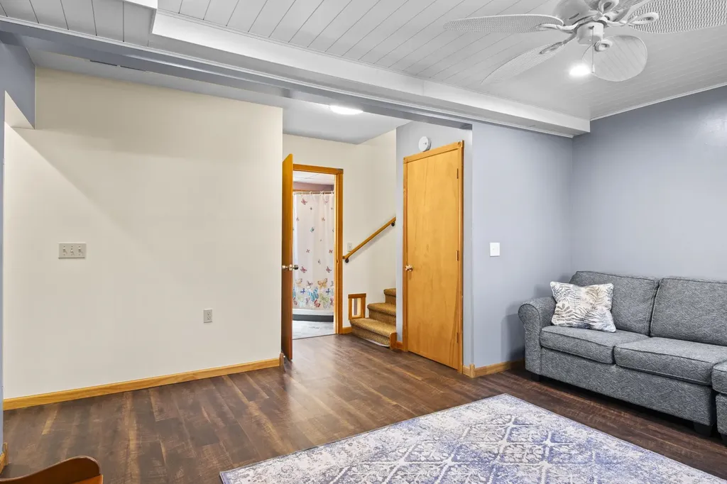 2901 Woodqueen Trail Paradise Township MI 49649