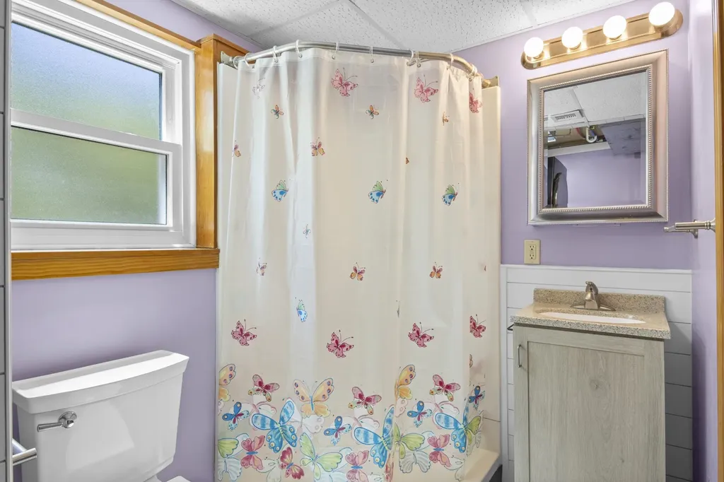 2901 Woodqueen Trail Paradise Township MI 49649
